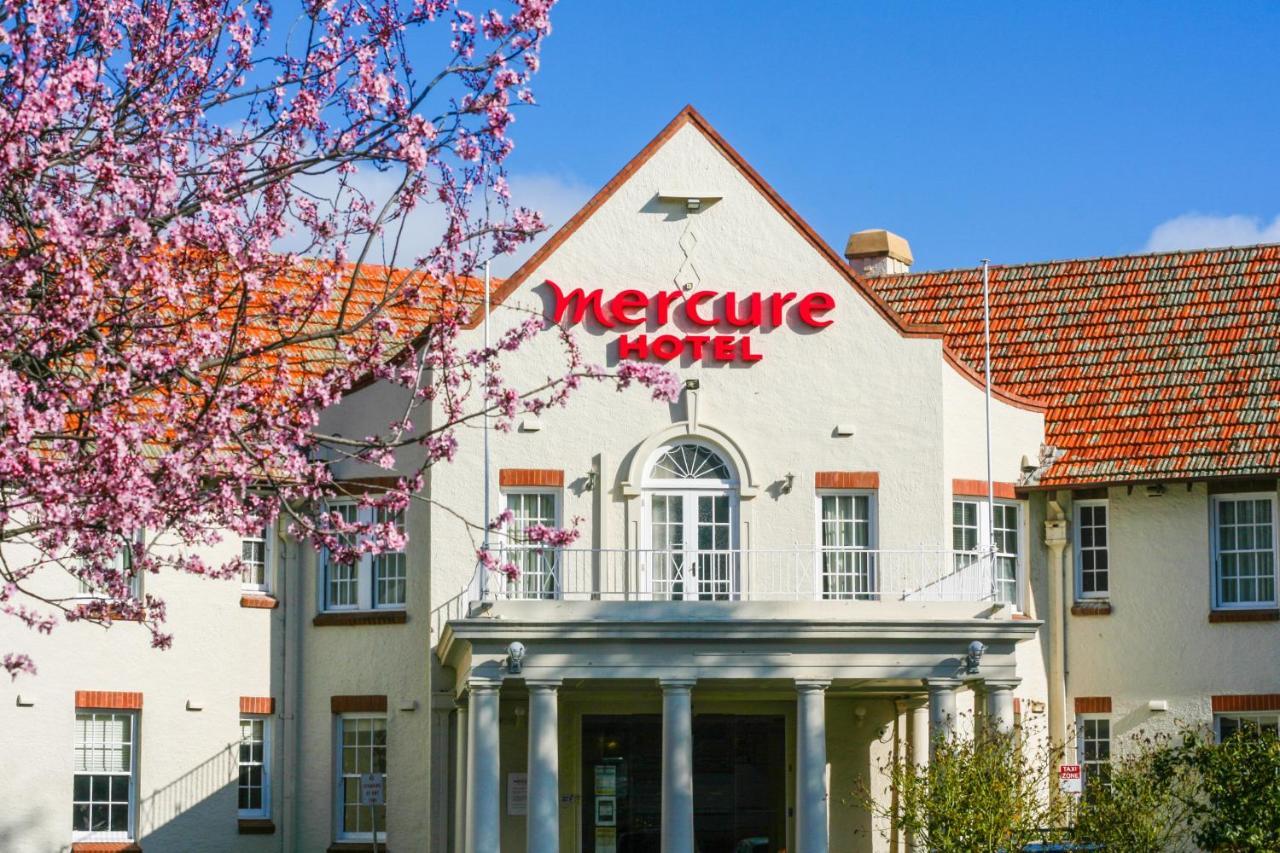 Mercure Canberra Exterior photo
