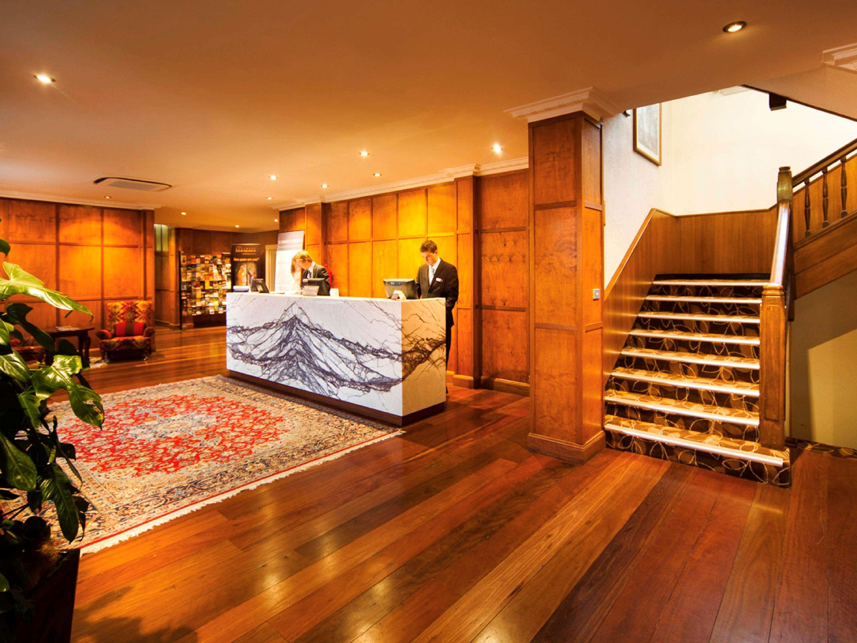 Mercure Canberra Exterior photo