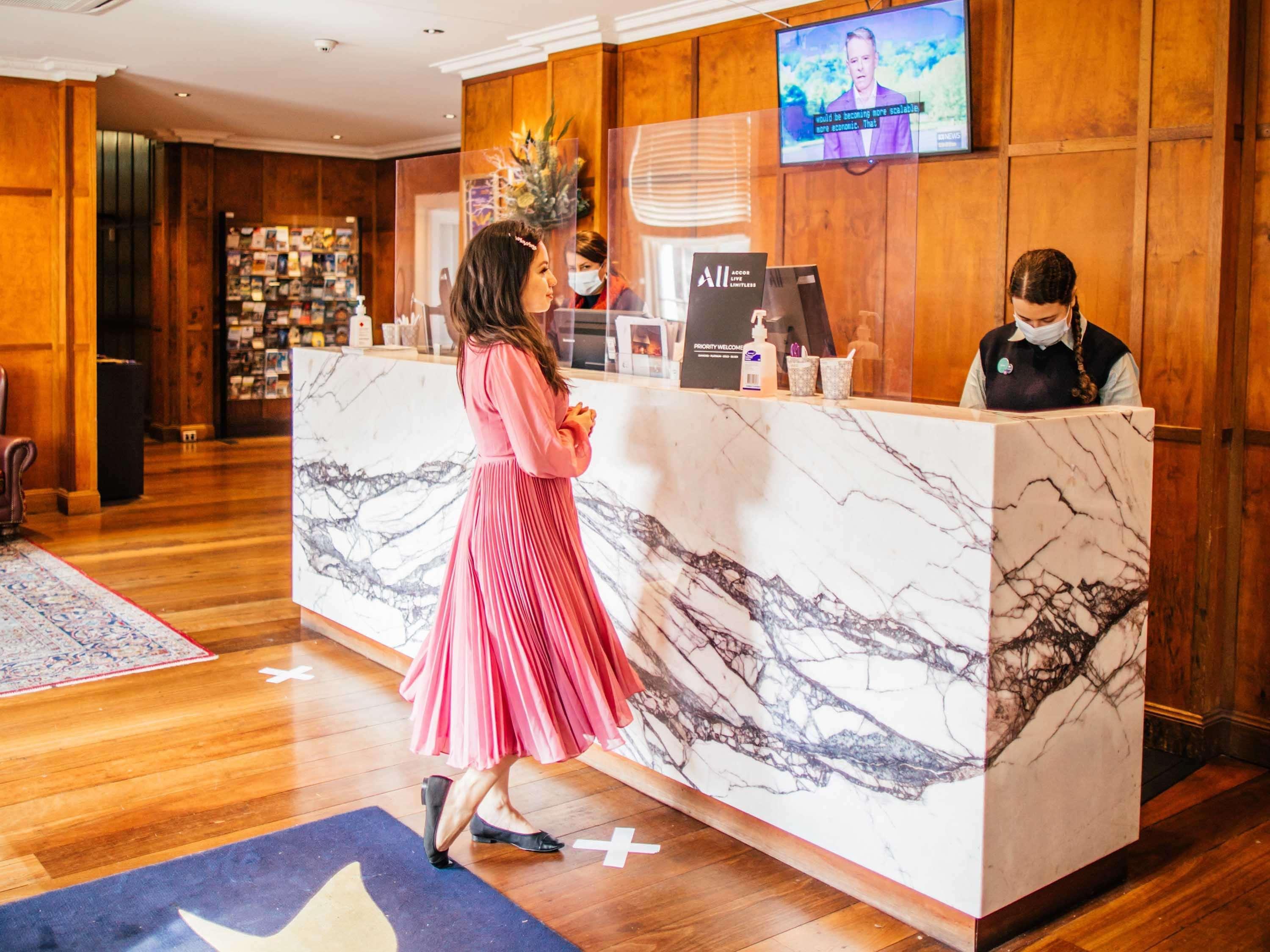 Mercure Canberra Exterior photo